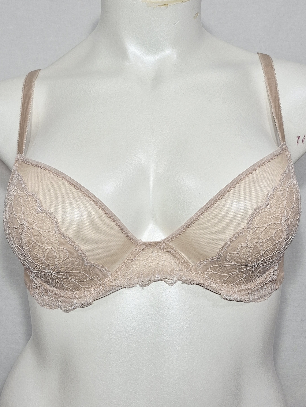 38B Lily Of France 2177002 Sensational Lace Triangle Unlined Underwire Bra Cream